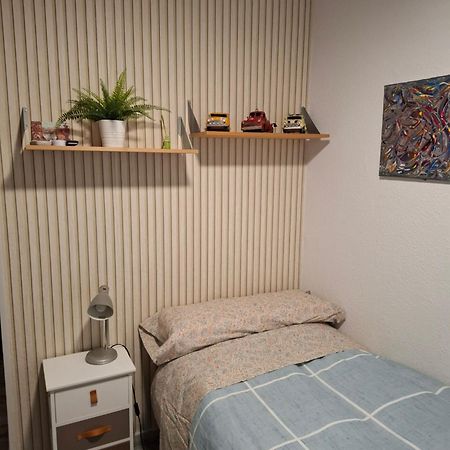 Habitacion Particular Con Bano Privado Sevilla Dış mekan fotoğraf