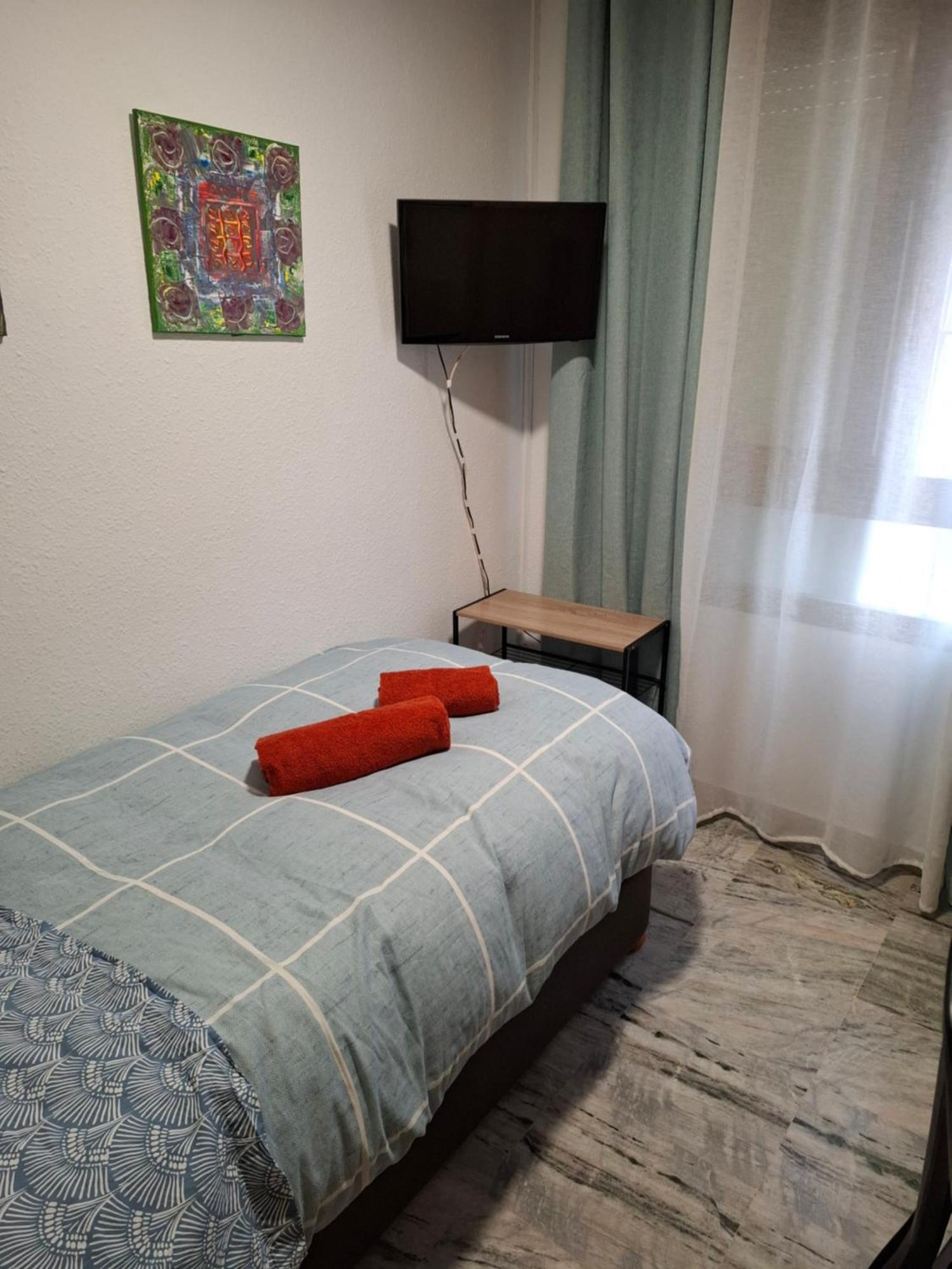 Habitacion Particular Con Bano Privado Sevilla Dış mekan fotoğraf